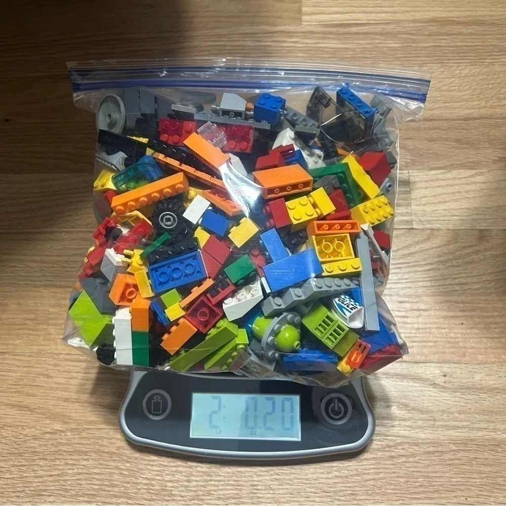 Lego 2 lb Random Building Blocks Lot Miscellaneous Bundle Window
